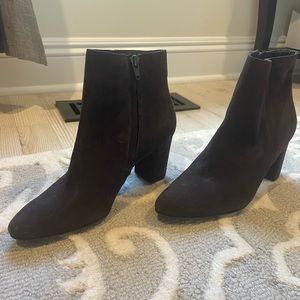NWOT Paul green dark brown suede boots